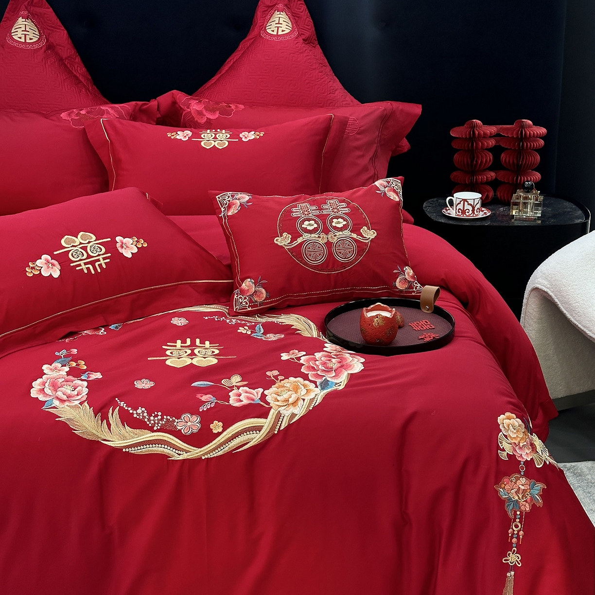 91家纺网 家纺一手货源 找家纺 JUICY 橘滋家纺 2026新款全棉提花高端婚庆刺绣传臻系列四件套多件套 挚爱