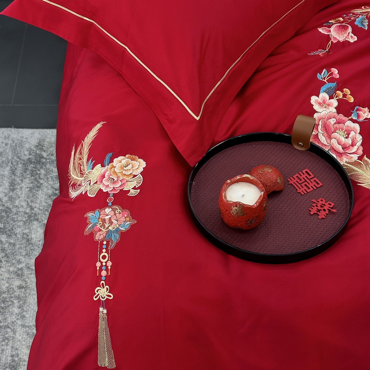 91家纺网 家纺一手货源 找家纺 JUICY 橘滋家纺 2026新款全棉提花高端婚庆刺绣传臻系列四件套多件套 挚爱