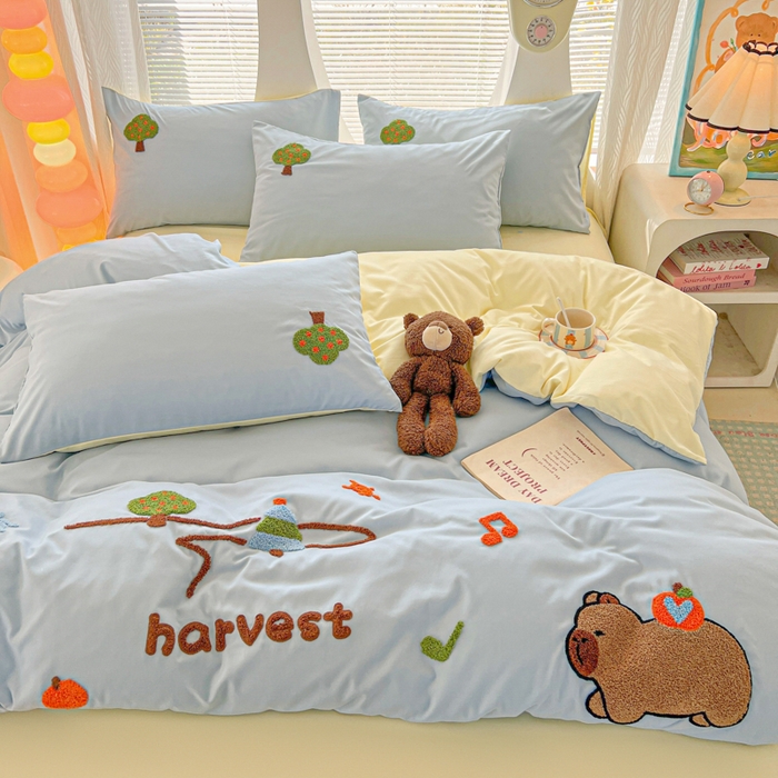 91家纺网 家纺一手货源 找家纺 （总）欧妮家纺 2025新款水洗棉单被套柔软毛巾绣刺绣学生宿舍单件被罩卡通-拉拉旅行