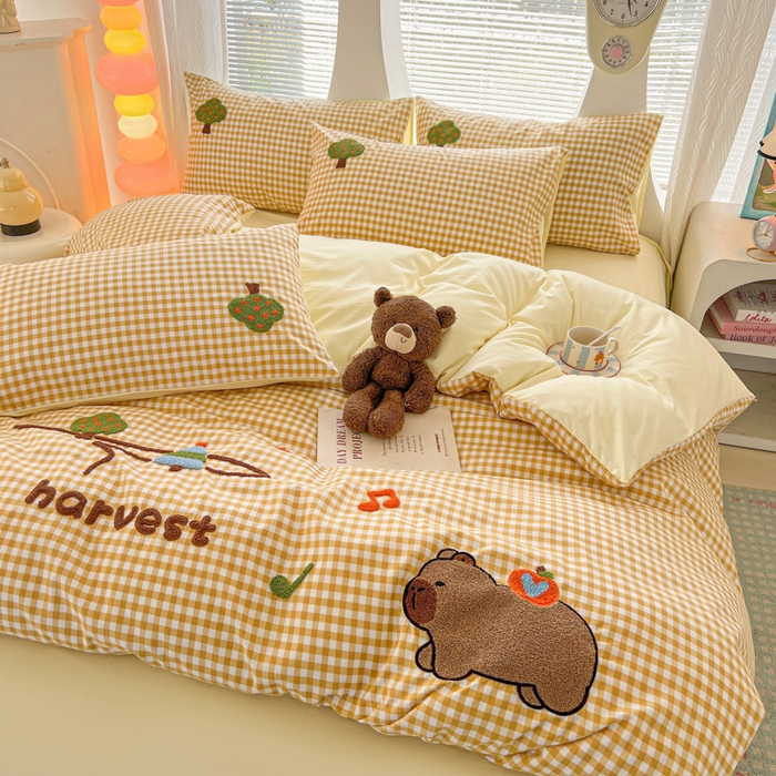 91家纺网 家纺一手货源 找家纺 欧妮家纺 2025新款水洗棉单被套柔软毛巾绣刺绣学生宿舍单件被罩卡通-拉拉旅行 拉拉旅行-黄色格