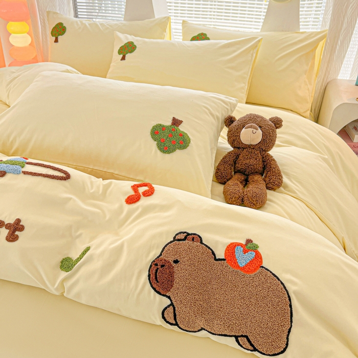 91家纺网 家纺一手货源 找家纺 （总）欧妮家纺 2025新款水洗棉毛巾绣床单被套四件套宿舍床上三件套-拉拉旅行系列