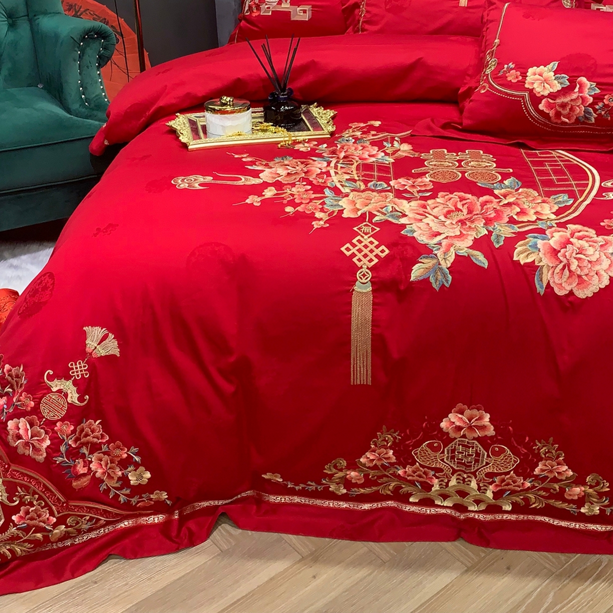 91家纺网 家纺一手货源 找家纺 JUICY 橘滋家纺 2026新款全棉提花高端婚庆刺绣传臻系列四件套多件套 代代相传