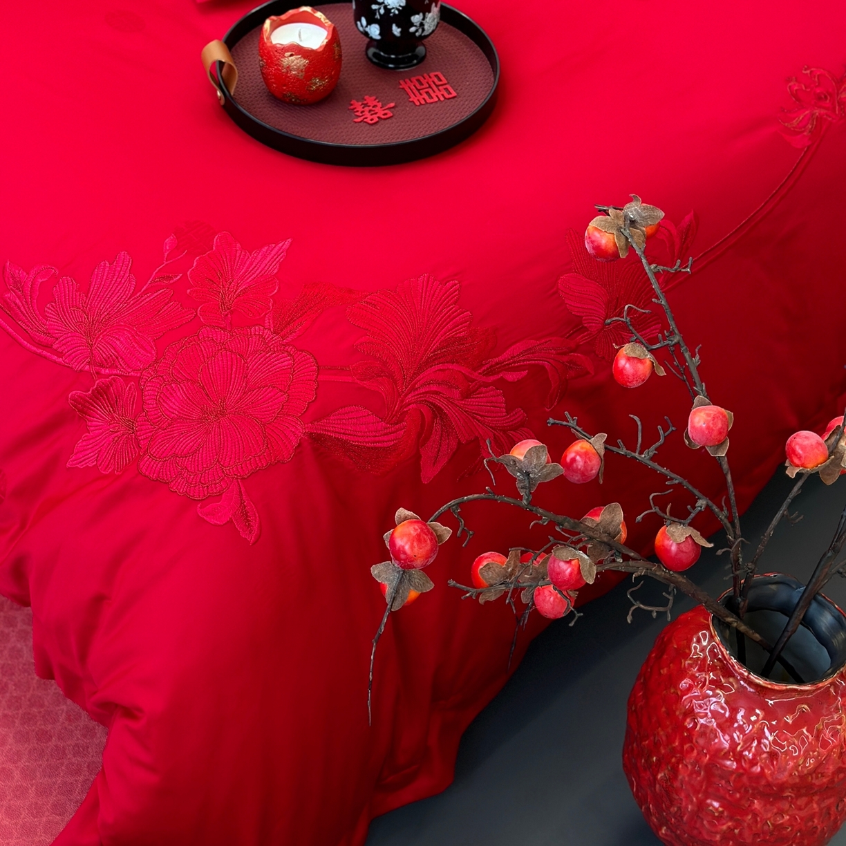 91家纺网 家纺一手货源 找家纺 JUICY 橘滋家纺 2026新款全棉提花高端婚庆刺绣传臻系列四件套多件套 浪漫满屋