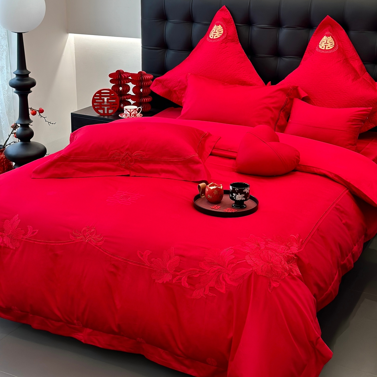 91家纺网 家纺一手货源 找家纺 JUICY 橘滋家纺 2026新款全棉提花高端婚庆刺绣传臻系列四件套多件套 浪漫满屋