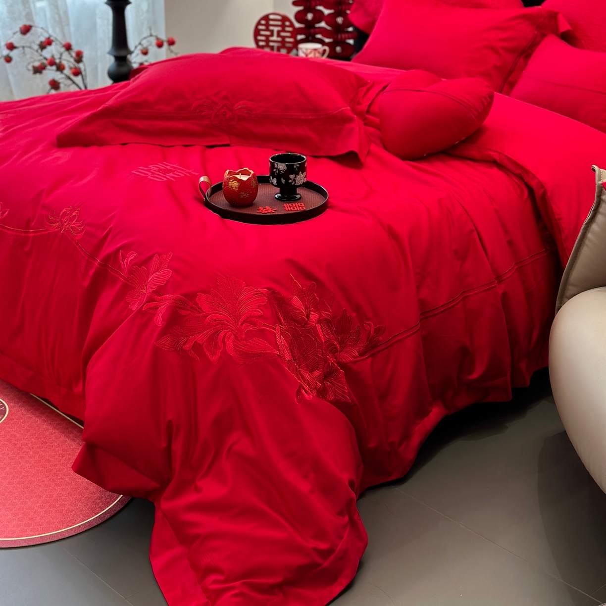 91家纺网 家纺一手货源 找家纺 JUICY 橘滋家纺 2026新款全棉提花高端婚庆刺绣传臻系列四件套多件套 浪漫满屋