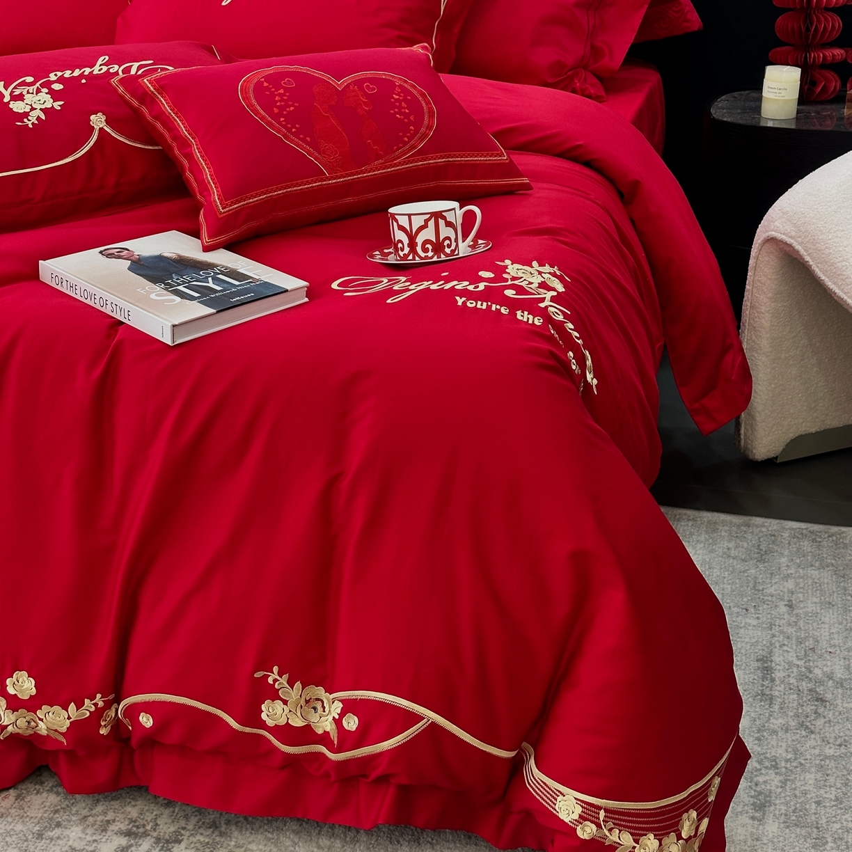 91家纺网 家纺一手货源 找家纺 JUICY 橘滋家纺 2026新款全棉提花高端婚庆刺绣传臻系列四件套多件套 玫瑰传情