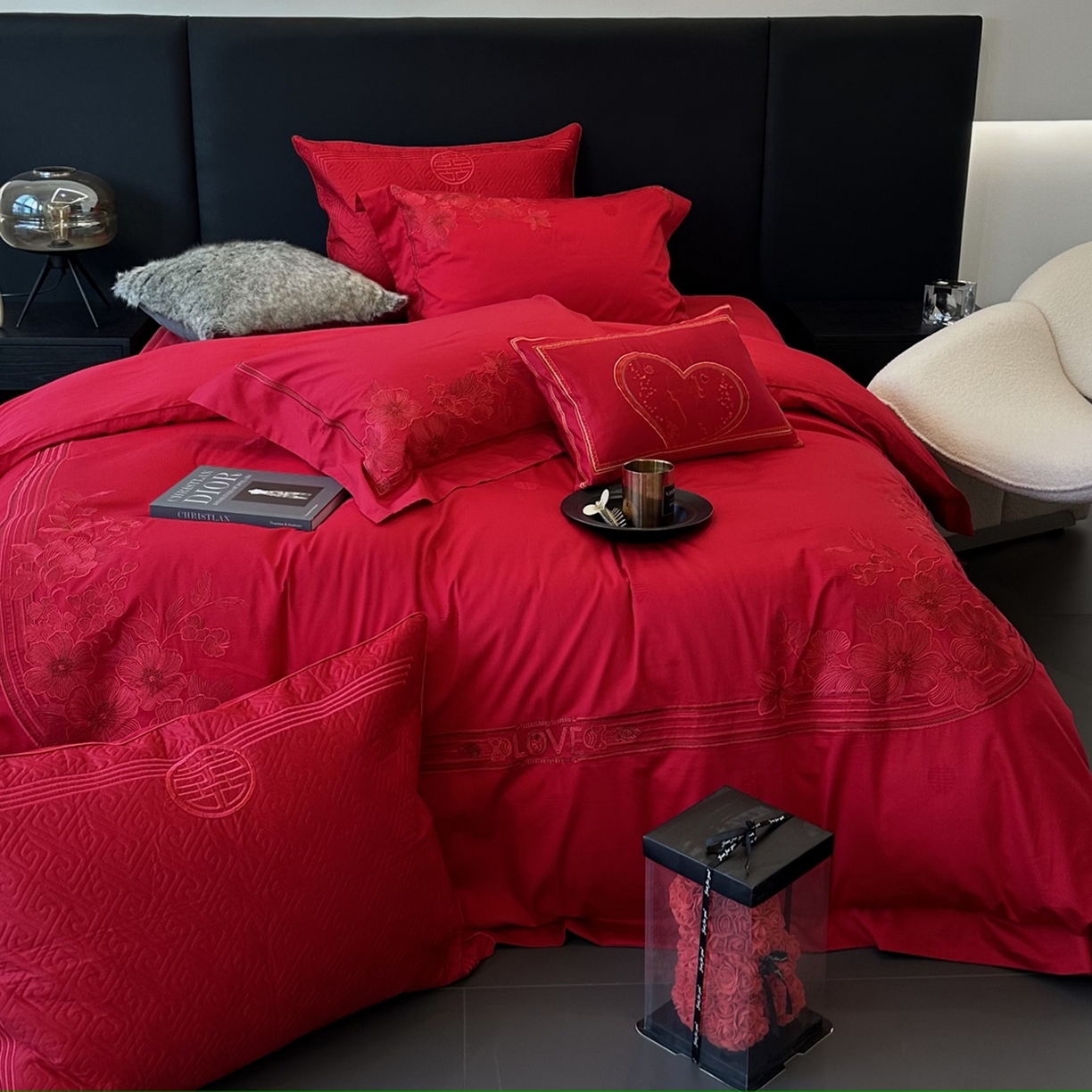 91家纺网 家纺一手货源 找家纺 JUICY 橘滋家纺 2026新款全棉提花高端婚庆刺绣传臻系列四件套多件套 情意绵延