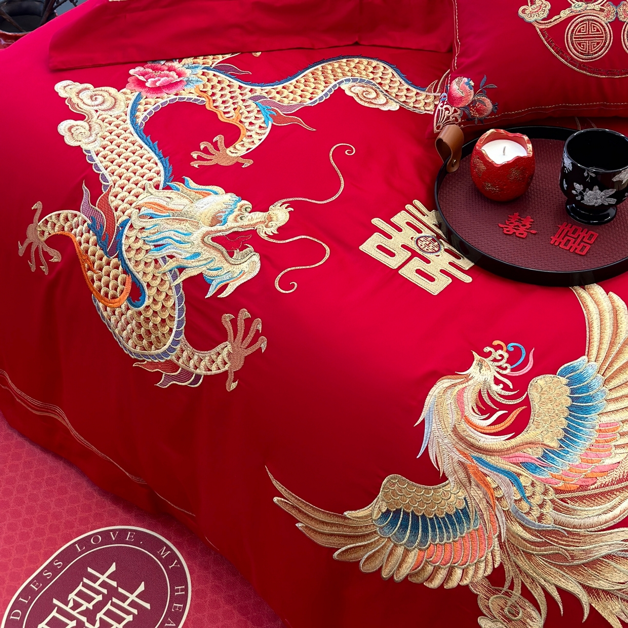 91家纺网 家纺一手货源 找家纺 JUICY 橘滋家纺 2026新款全棉提花高端婚庆刺绣传臻系列四件套多件套 喜事龙凤