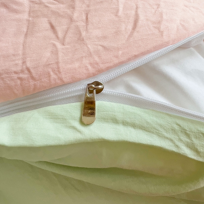 91家纺网 家纺一手货源 找家纺 欧妮家纺 2025新款纯色双拼水洗棉四件套学生宿舍上下铺床单被套三件套床上用品-【含买家秀】 双拼系列-浅粉绿