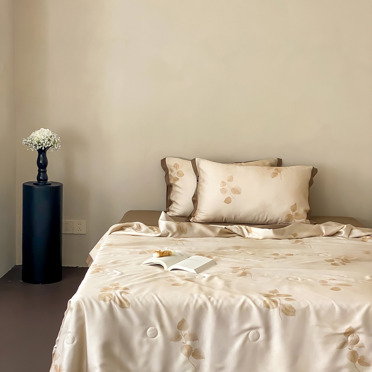 91家纺网 家纺一手货源 找家纺 玉宇阁家居 2026新款60S兰精天丝印花夏被四件套 月漾-落日晕