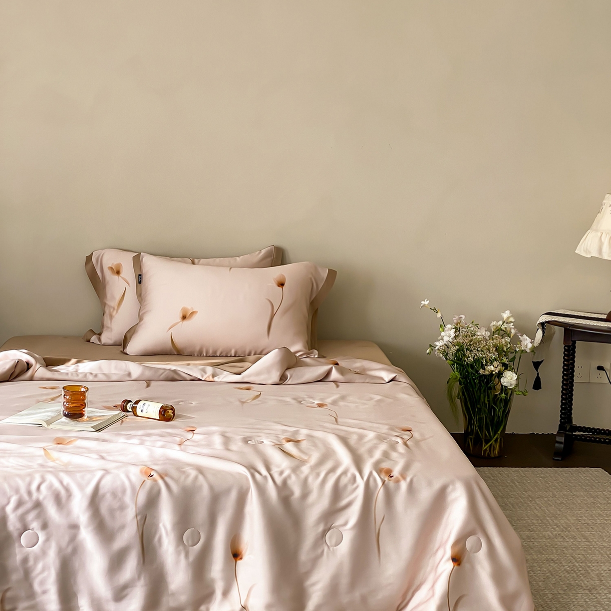 91家纺网 家纺一手货源 找家纺 （总）玉宇阁家居 2026新款60S兰精天丝印花夏被四件套