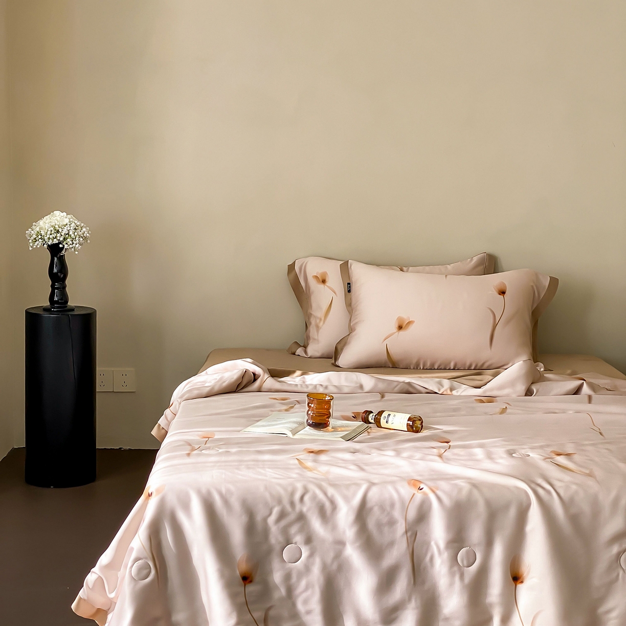 91家纺网 家纺一手货源 找家纺 （总）玉宇阁家居 2026新款60S兰精天丝印花夏被四件套