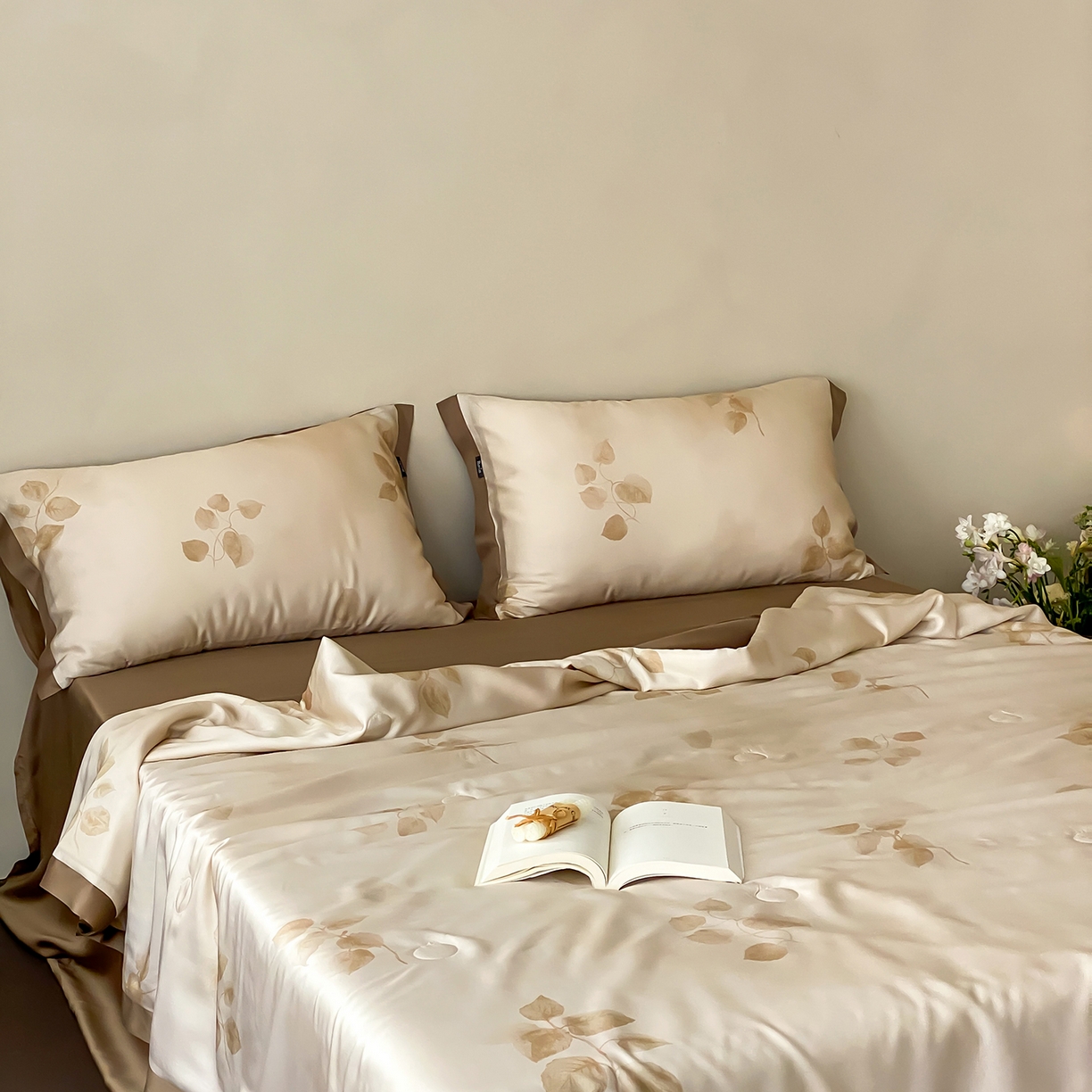 91家纺网 家纺一手货源 找家纺 玉宇阁家居 2026新款60S兰精天丝印花夏被四件套 月漾-落日晕