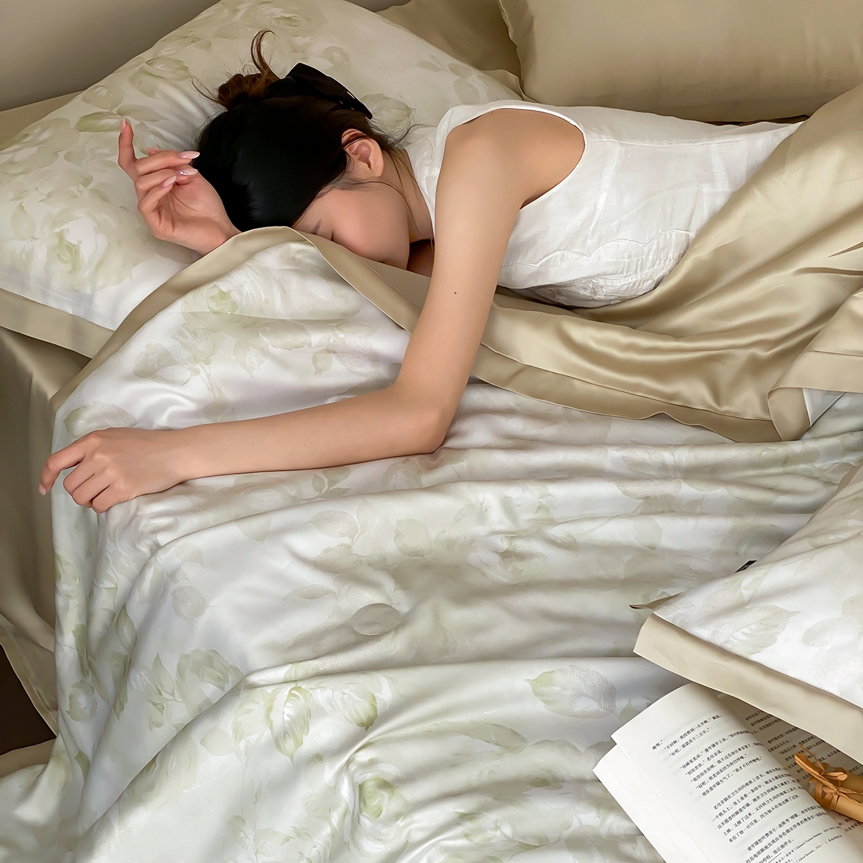 91家纺网 家纺一手货源 找家纺 玉宇阁家居 2026新款60S兰精天丝印花夏被四件套 悠悠夏日-抹茶冰盏