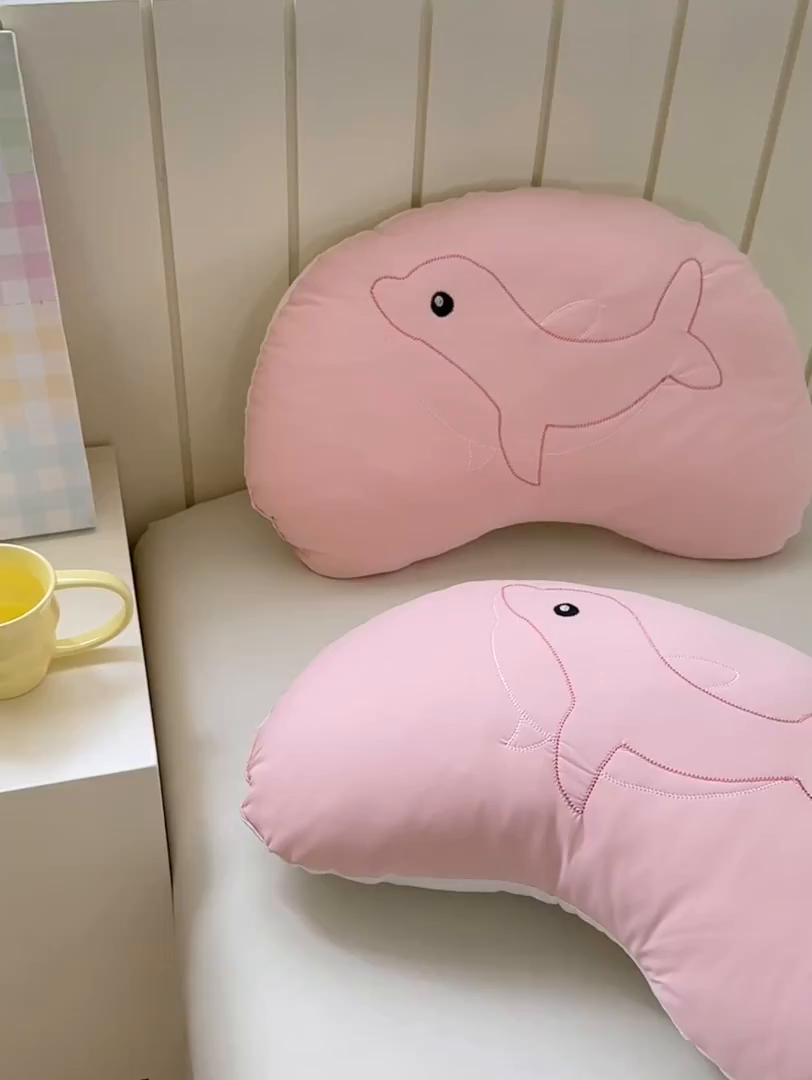 91家纺网 家纺一手货源 找家纺 （总）北鸣有鱼枕芯馆 2026新款冰皮小海豚枕头枕芯