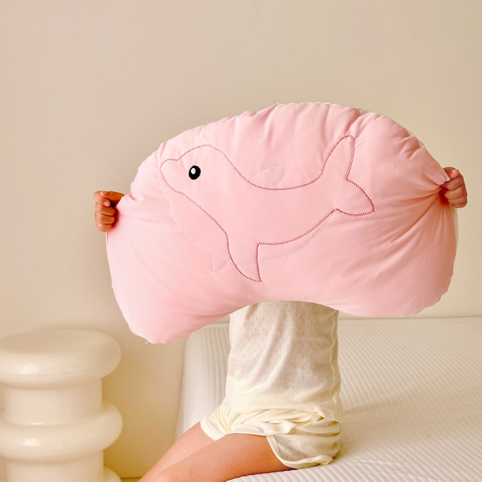 91家纺网 家纺一手货源 找家纺 （总）北鸣有鱼枕芯馆 2026新款冰皮小海豚枕头枕芯