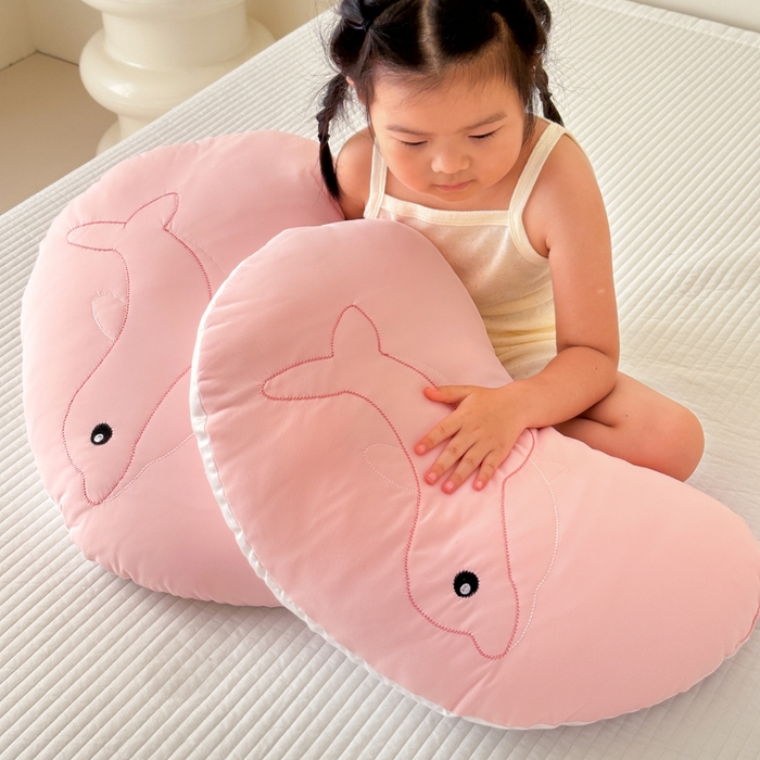 91家纺网 家纺一手货源 找家纺 北鸣有鱼枕芯馆 2026新款冰皮小海豚枕头枕芯 小海豚-粉色 35*55cm/只