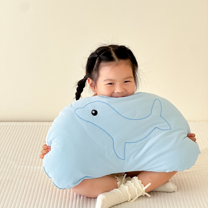91家纺网 家纺一手货源 找家纺 北鸣有鱼枕芯馆 2026新款冰皮小海豚枕头枕芯 小海豚-蓝色 35*55cm/只