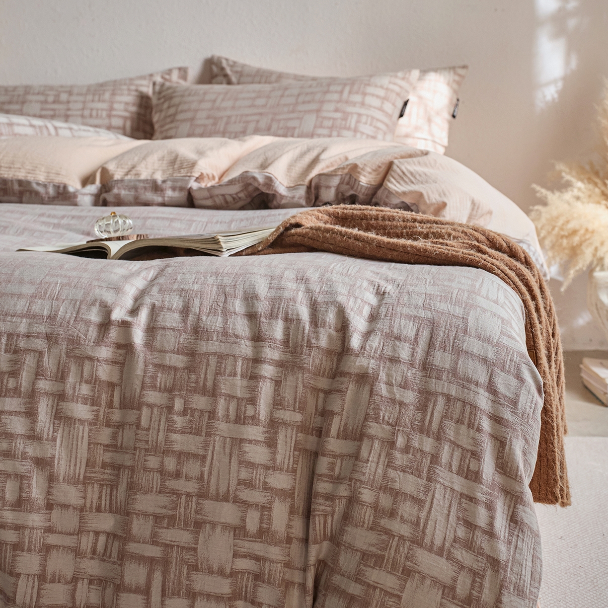 91家纺网 家纺一手货源 找家纺 （总）千朵森 2026新款全棉纯棉色织提花肌理四件套-素序