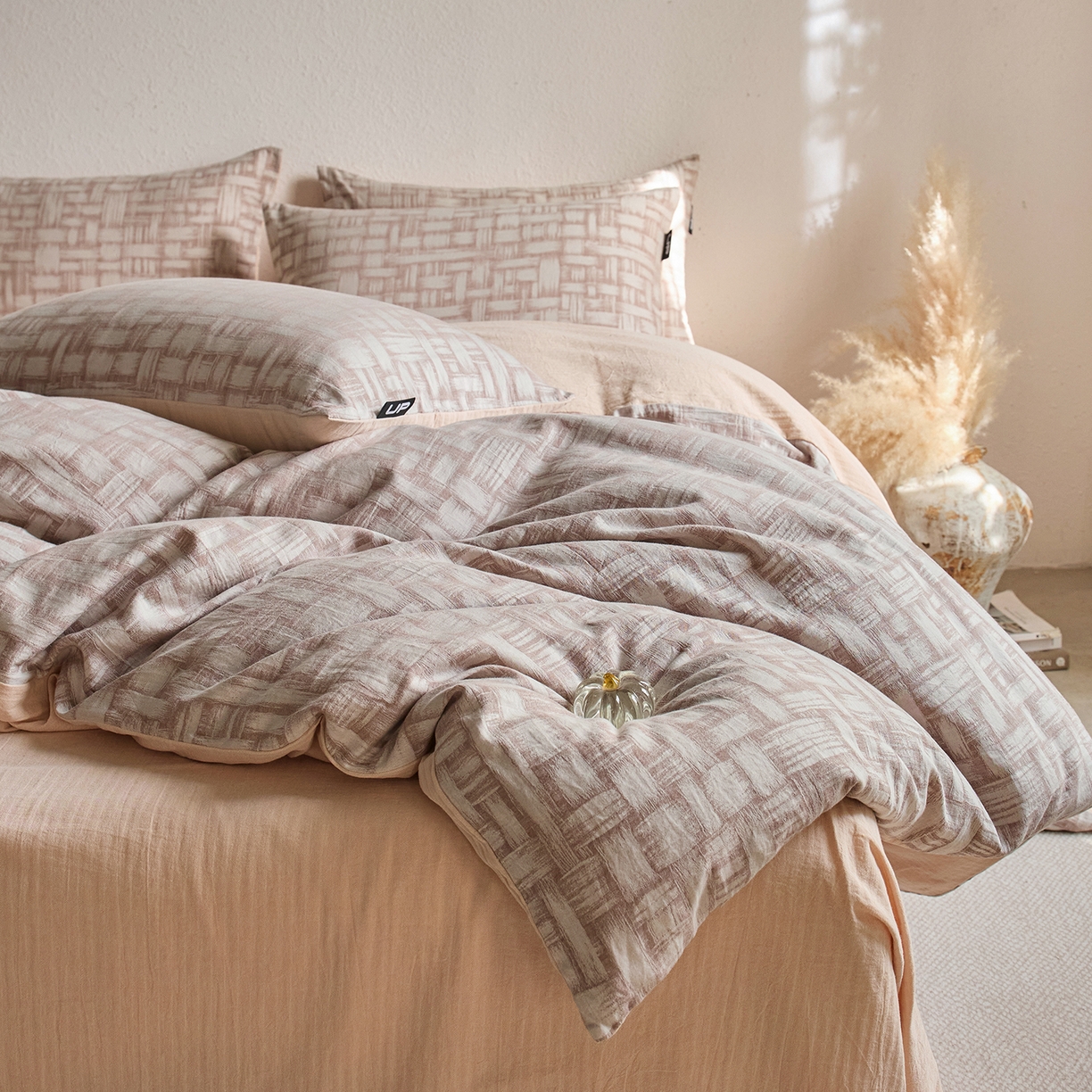 91家纺网 家纺一手货源 找家纺 （总）千朵森 2026新款全棉纯棉色织提花肌理四件套-素序