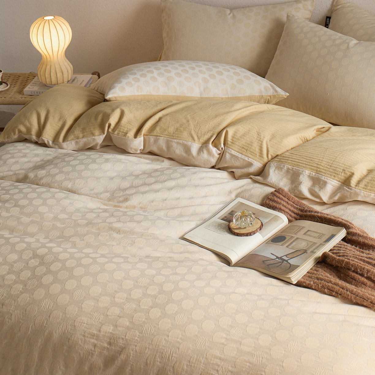 91家纺网 家纺一手货源 找家纺 千朵森 2026新款全棉纯棉色织提花肌理四件套-素序 素序-奶盐波点