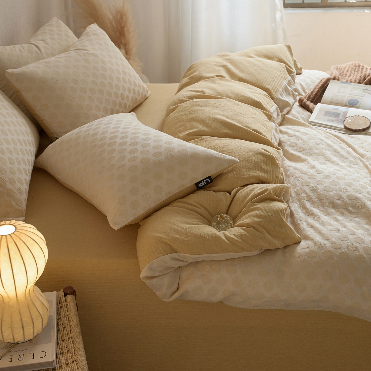 91家纺网 家纺一手货源 找家纺 千朵森 2026新款全棉纯棉色织提花肌理四件套-素序 素序-奶盐波点