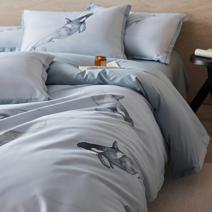 91家纺网 家纺一手货源 找家纺 千朵森 2026新款海洋风全棉纯棉50S数码印花拼角四件套 HY蓝鲸浅梦