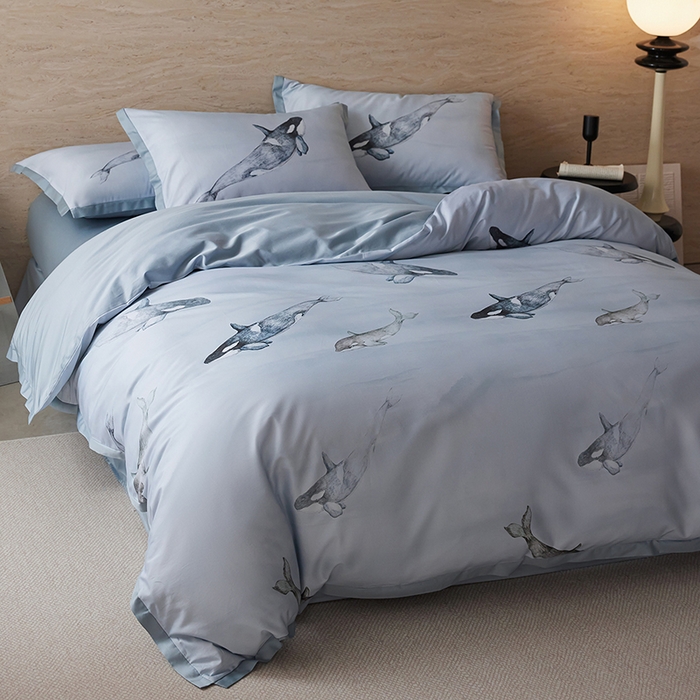 91家纺网 家纺一手货源 找家纺 千朵森 2026新款海洋风全棉纯棉50S数码印花拼角四件套 HY蓝鲸浅梦