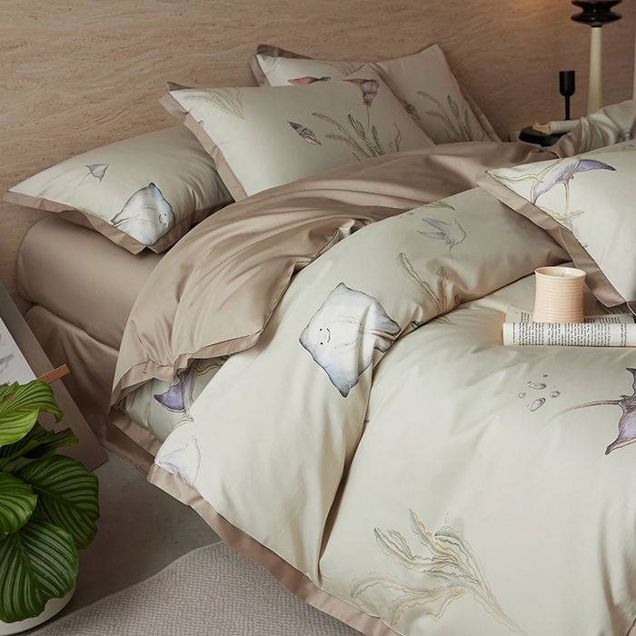 91家纺网 家纺一手货源 找家纺 千朵森 2026新款海洋风全棉纯棉50S数码印花拼角四件套 HY浅海秘屿