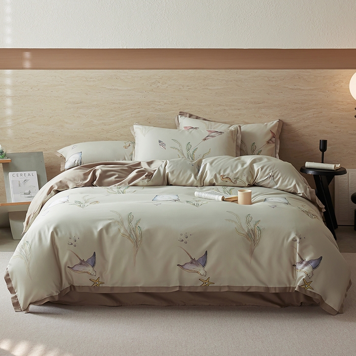 91家纺网 家纺一手货源 找家纺 千朵森 2026新款海洋风全棉纯棉50S数码印花拼角四件套 HY浅海秘屿