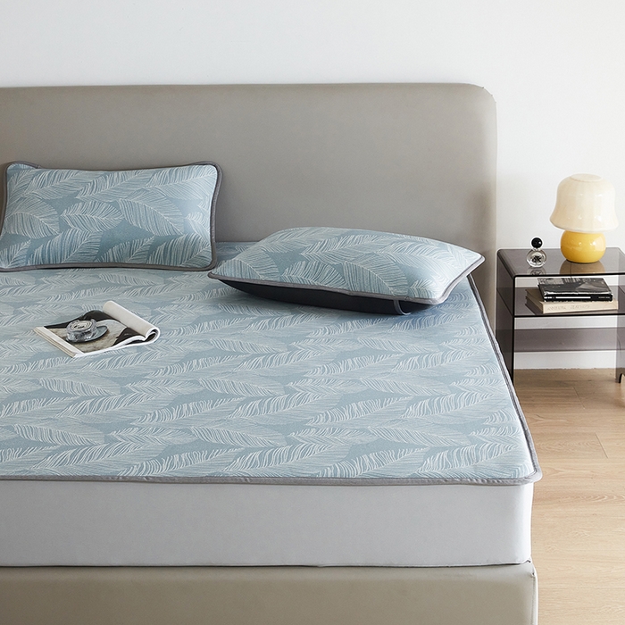 91家纺网 家纺一手货源 找家纺 千朵森 2026新款冰岛冰感丝床笠款凉席三件套-风格一 冰岛-暮夜蓝