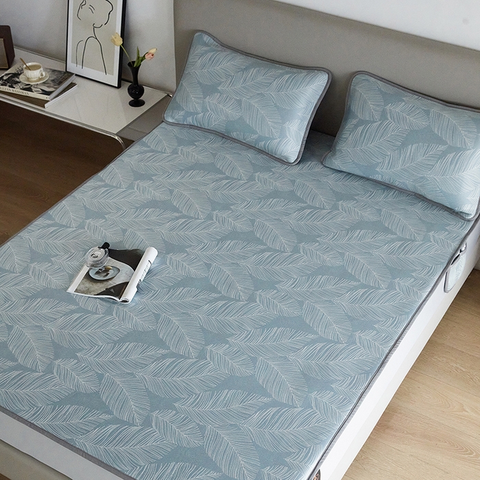 91家纺网 家纺一手货源 找家纺 千朵森 2026新款冰岛冰感丝床笠款凉席三件套-风格一 冰岛-暮夜蓝