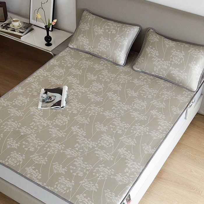 91家纺网 家纺一手货源 找家纺 千朵森 2026新款冰岛冰感丝床笠款凉席三件套-风格一 冰岛-浅茶杏