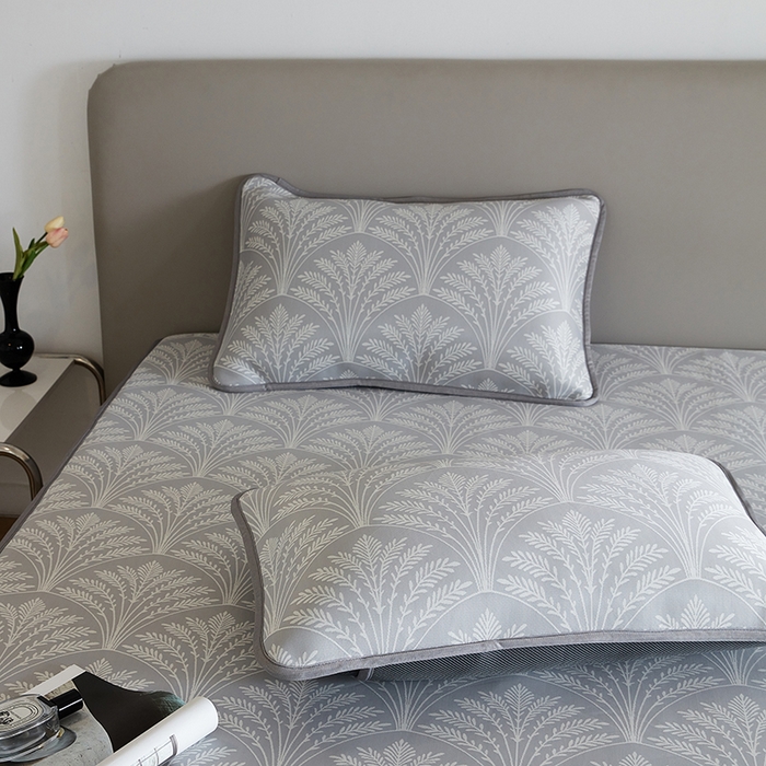 91家纺网 家纺一手货源 找家纺 千朵森 2026新款冰岛冰感丝床笠款凉席三件套-风格一 冰岛-山梗灰