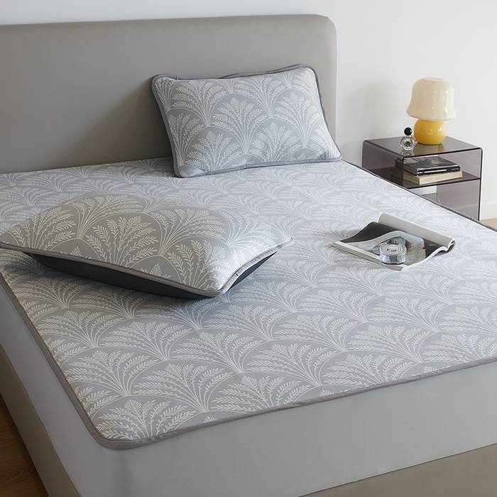 91家纺网 家纺一手货源 找家纺 千朵森 2026新款冰岛冰感丝床笠款凉席三件套-风格一 冰岛-山梗灰