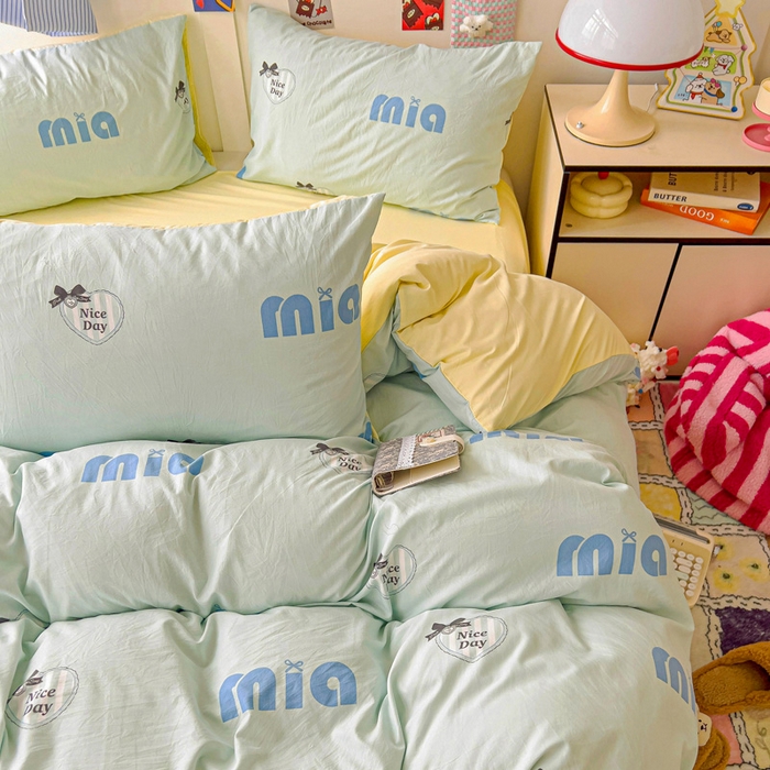 91家纺网 家纺一手货源 找家纺 欧妮家纺 2025新款AB版印花水洗棉四件套系列卡通床单被套学生宿舍床上三件套-提供买家秀 蓝莓梨子