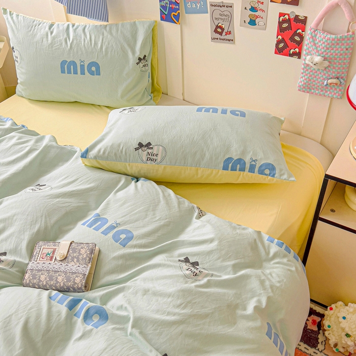 91家纺网 家纺一手货源 找家纺 欧妮家纺 2025新款AB版印花水洗棉四件套系列卡通床单被套学生宿舍床上三件套-提供买家秀 蓝莓梨子