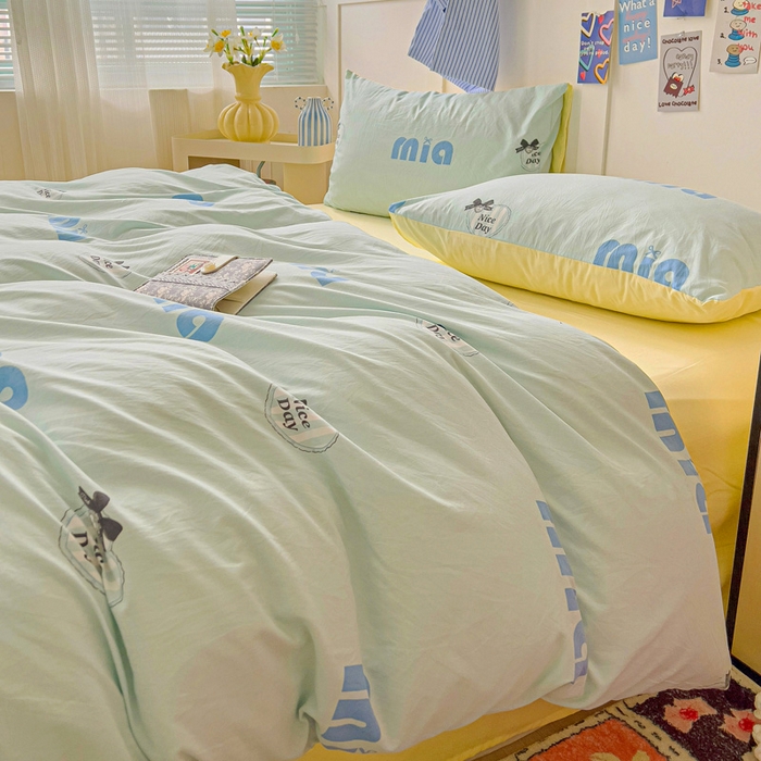 91家纺网 家纺一手货源 找家纺 欧妮家纺 2025新款AB版印花水洗棉四件套系列卡通床单被套学生宿舍床上三件套-提供买家秀 蓝莓梨子