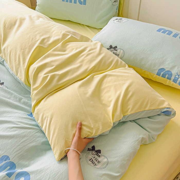 91家纺网 家纺一手货源 找家纺 欧妮家纺 2025新款AB版印花水洗棉四件套系列卡通床单被套学生宿舍床上三件套-提供买家秀 蓝莓梨子