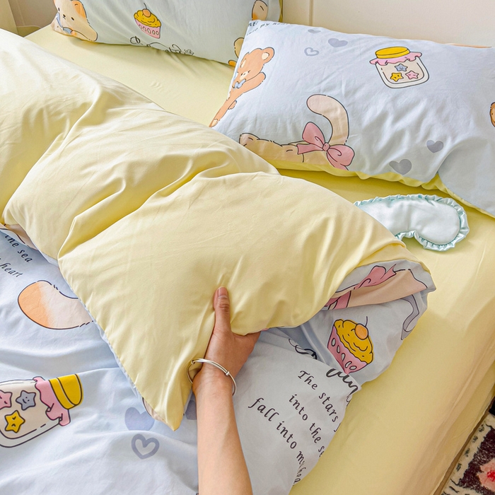 91家纺网 家纺一手货源 找家纺 欧妮家纺 2025新款AB版印花水洗棉四件套系列卡通床单被套学生宿舍床上三件套-提供买家秀 小猫逃离记
