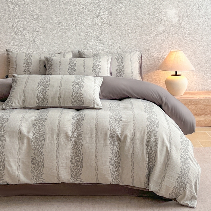 91家纺网 家纺一手货源 找家纺 恋人优选 2026新款全棉纯棉三层提花四件套 花蔓吟-灰