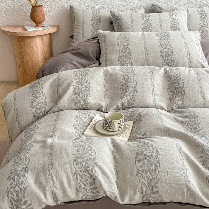 91家纺网 家纺一手货源 找家纺 恋人优选 2026新款全棉纯棉三层提花四件套 花蔓吟-灰