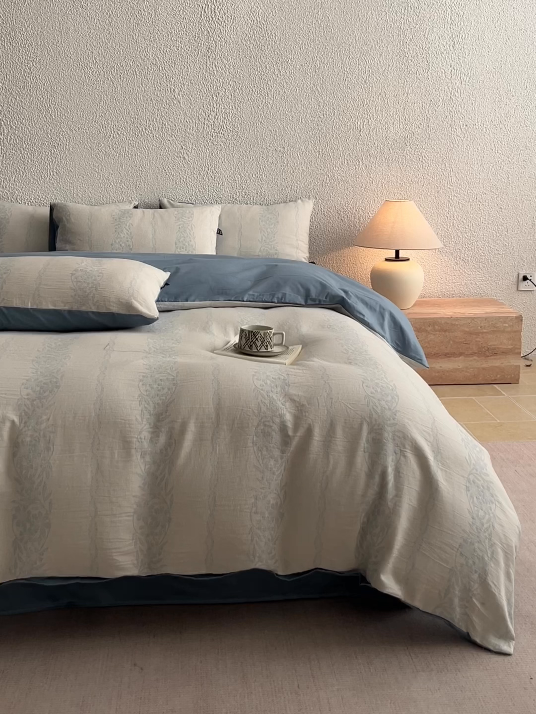 91家纺网 家纺一手货源 找家纺 恋人优选 2026新款全棉纯棉三层提花四件套 花蔓吟-兰