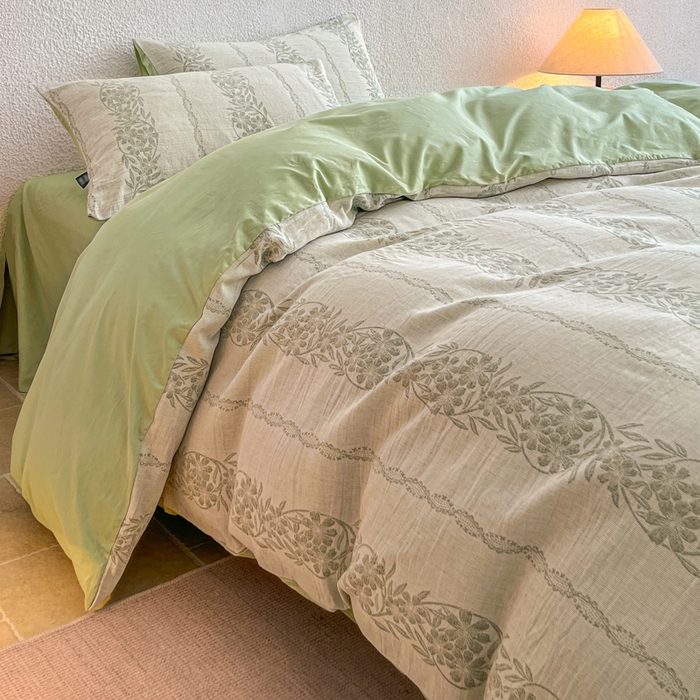 91家纺网 家纺一手货源 找家纺 恋人优选 2026新款全棉纯棉三层提花四件套 花蔓吟-绿