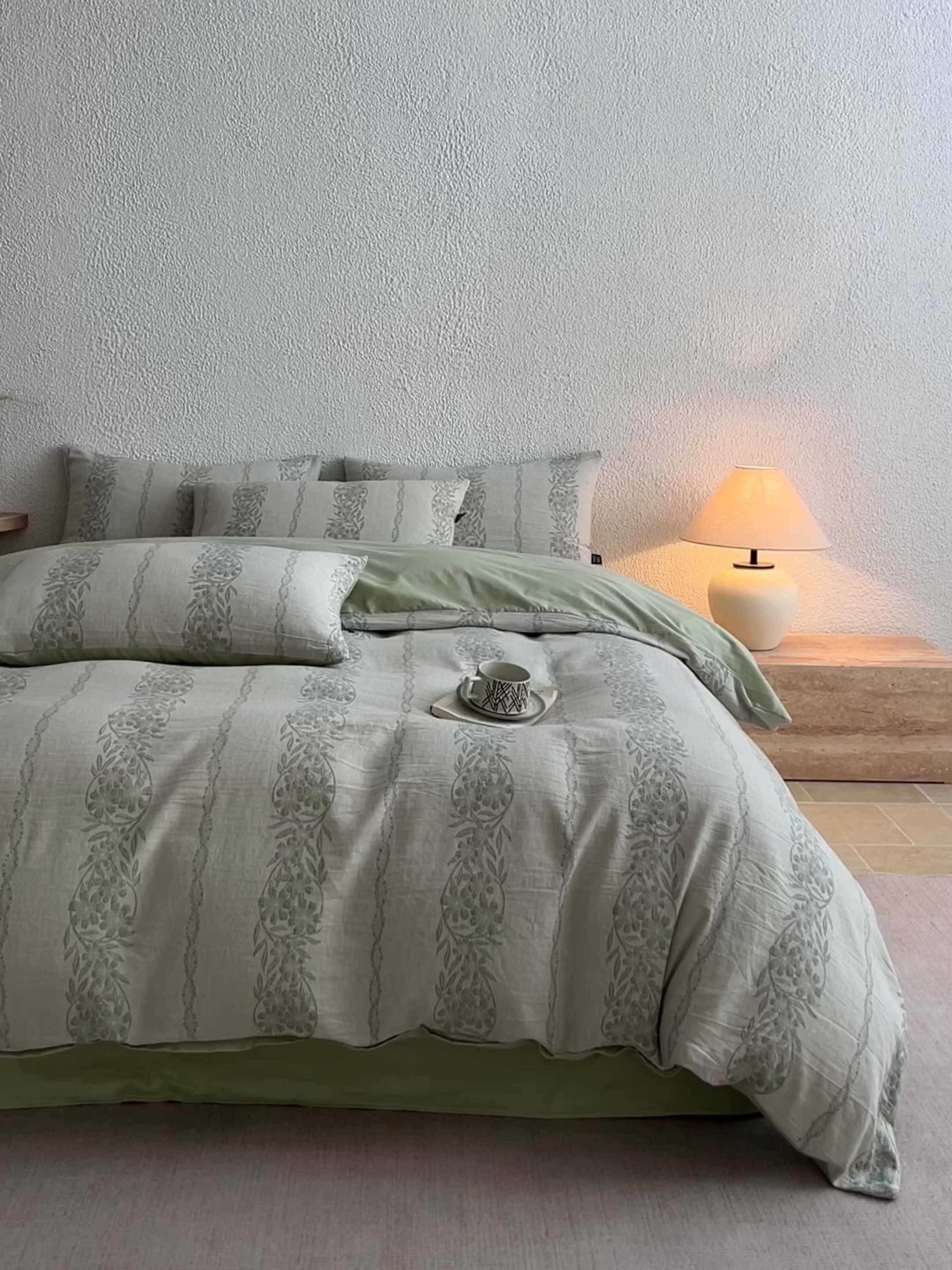 91家纺网 家纺一手货源 找家纺 恋人优选 2026新款全棉纯棉三层提花四件套 花蔓吟-绿