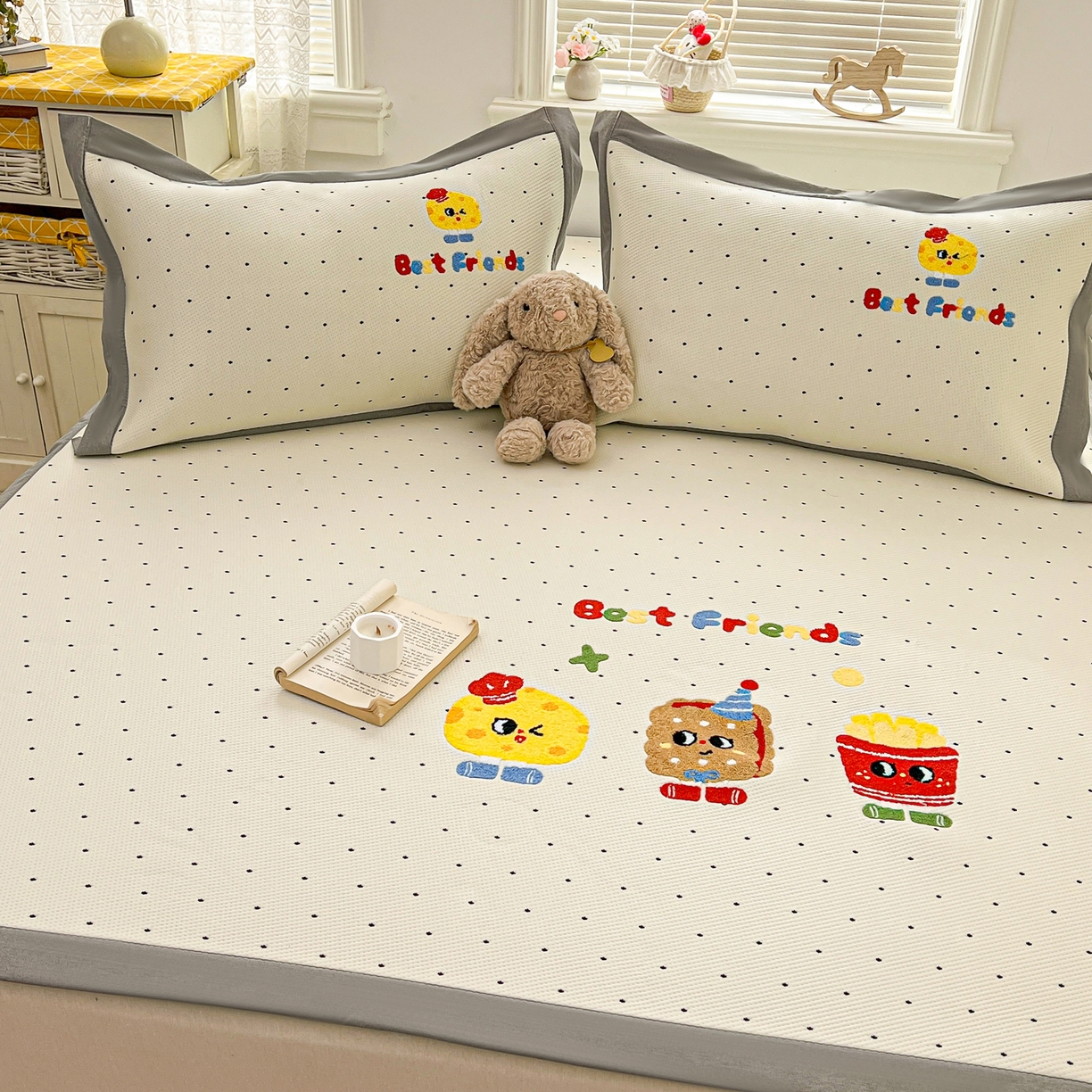 91家纺网 家纺一手货源 找家纺 十里居 2026新款A类凉感PE毛巾绣提花凉席席子-奶酪饼干系列 奶酪饼干-波点白