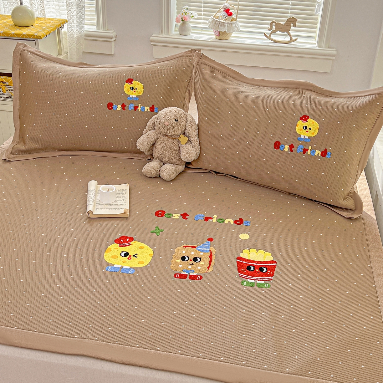 91家纺网 家纺一手货源 找家纺 十里居 2026新款A类凉感PE毛巾绣提花凉席席子-奶酪饼干系列 奶酪饼干-波点咖