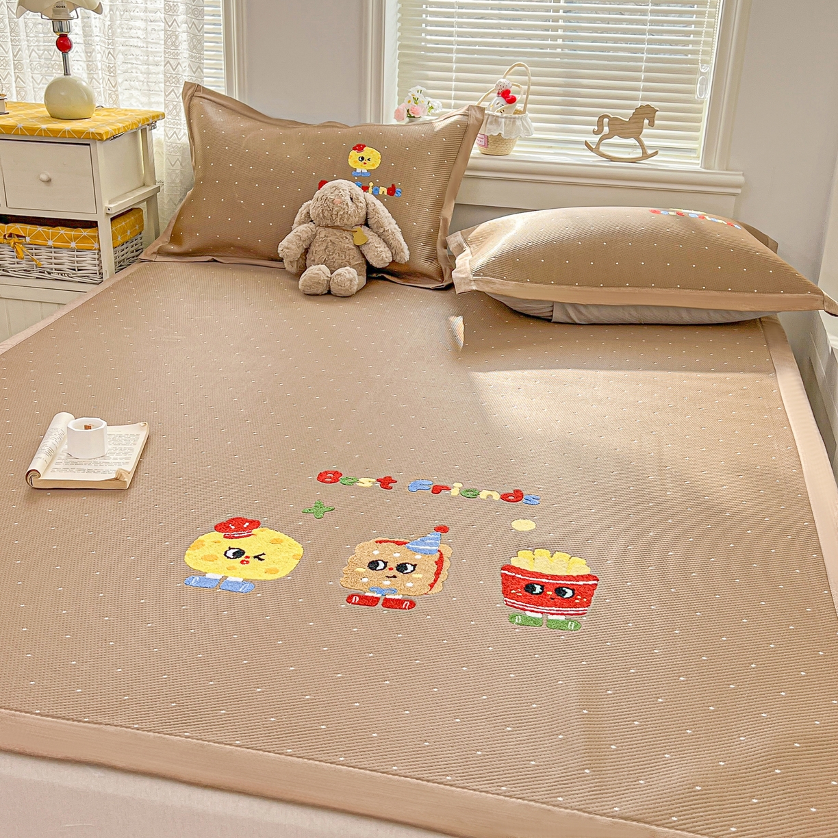 91家纺网 家纺一手货源 找家纺 十里居 2026新款A类凉感PE毛巾绣提花凉席席子-奶酪饼干系列 奶酪饼干-波点咖