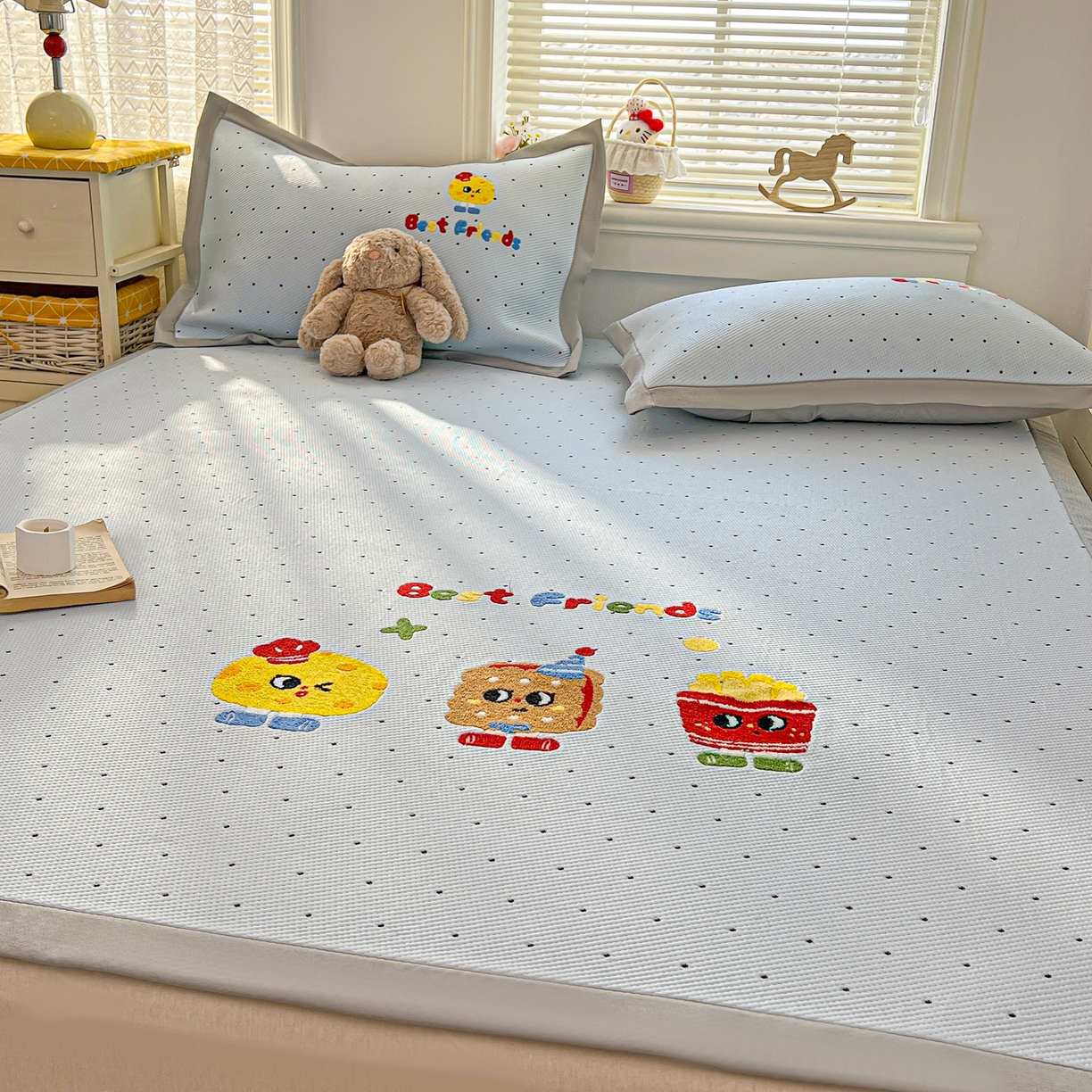 91家纺网 家纺一手货源 找家纺 十里居 2026新款A类凉感PE毛巾绣提花凉席席子-奶酪饼干系列 奶酪饼干-波点蓝