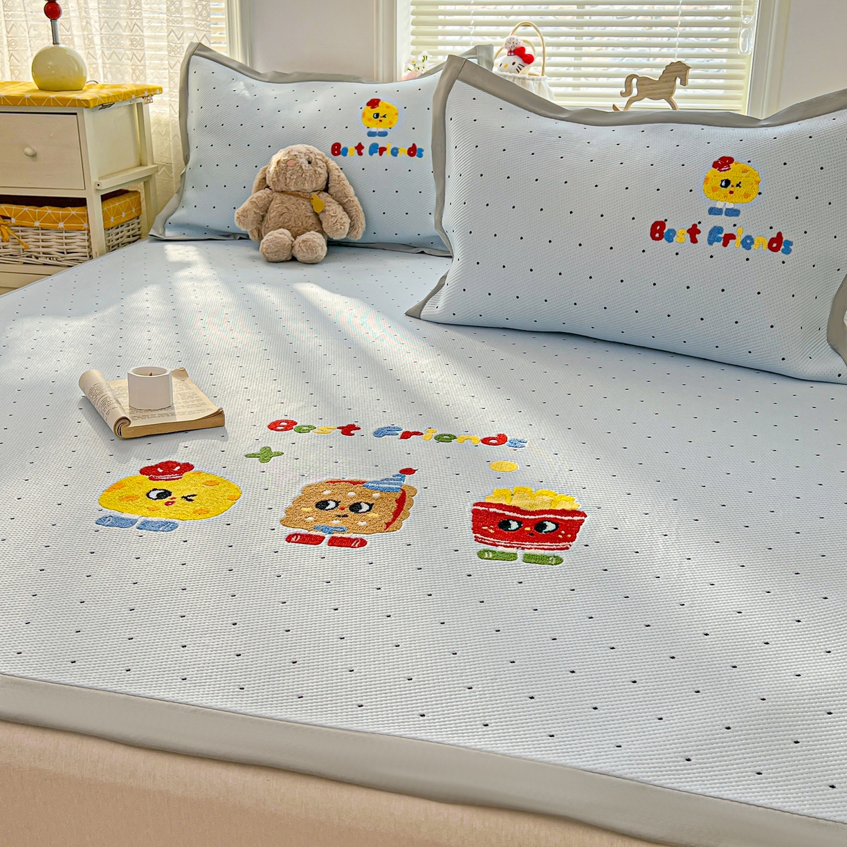 91家纺网 家纺一手货源 找家纺 十里居 2026新款A类凉感PE毛巾绣提花凉席席子-奶酪饼干系列 奶酪饼干-波点蓝